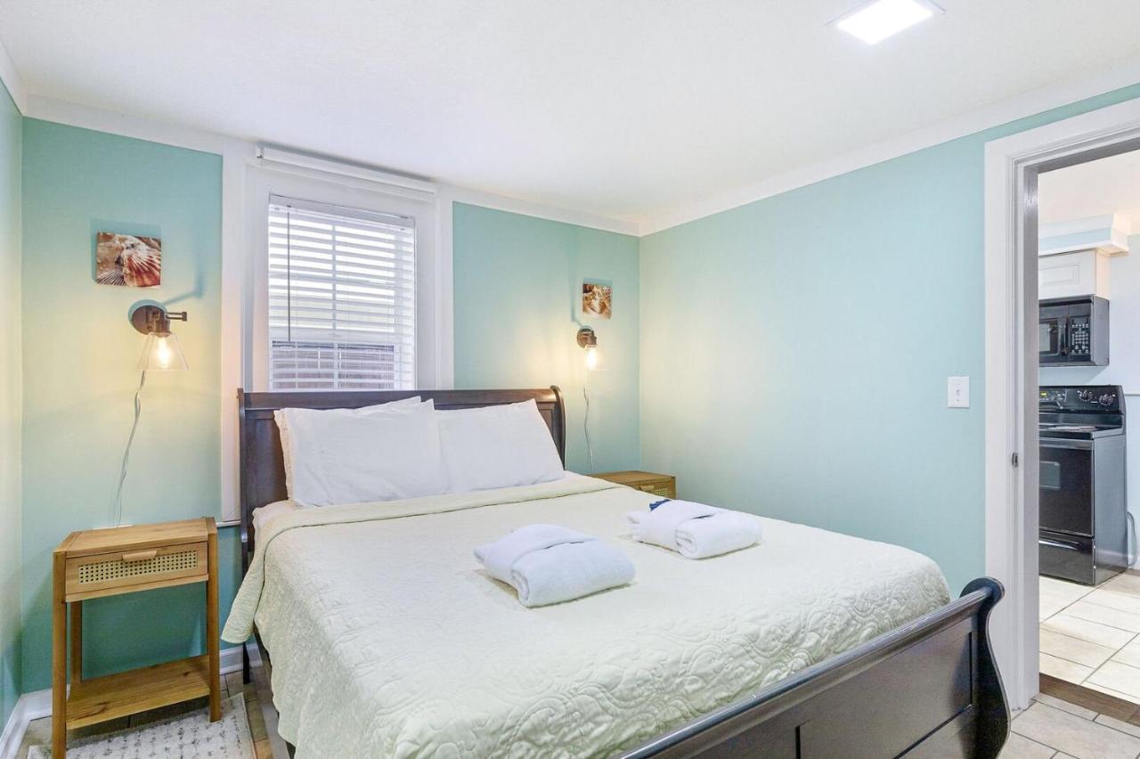 23 Center St - Sunny Side Down - Downstairs Apartment ฟอลลีบีช ภายนอก รูปภาพ